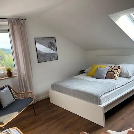 3sz, Grosser Balkon , Naturnah Apartment Amstetten